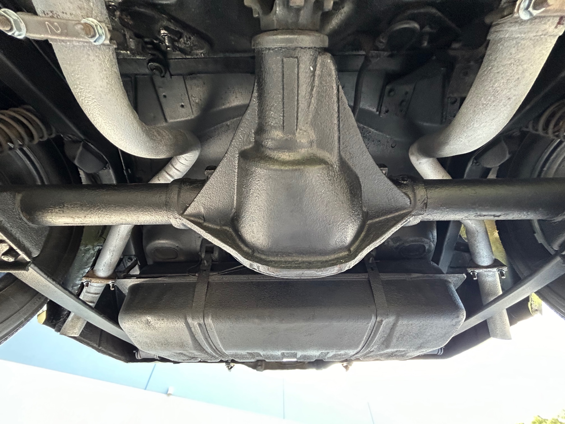 Vehicle photo 44