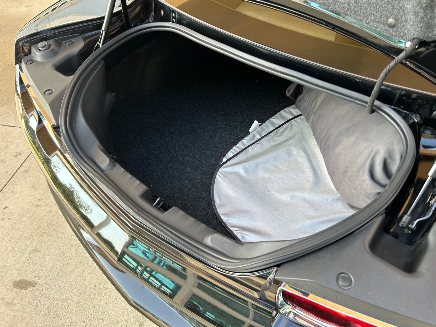Vehicle photo 7
