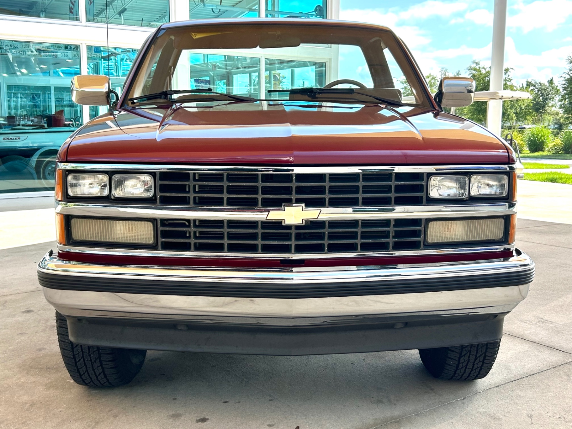 Vehicle photo 2