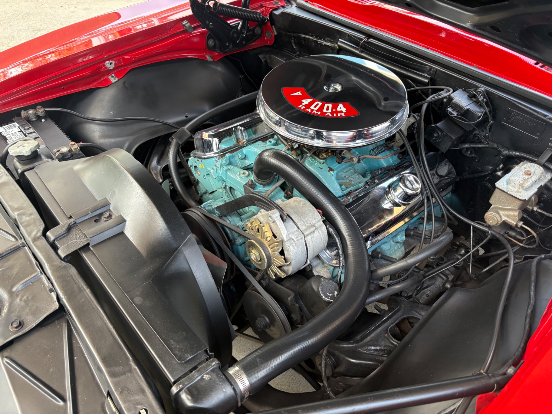 Vehicle photo 31