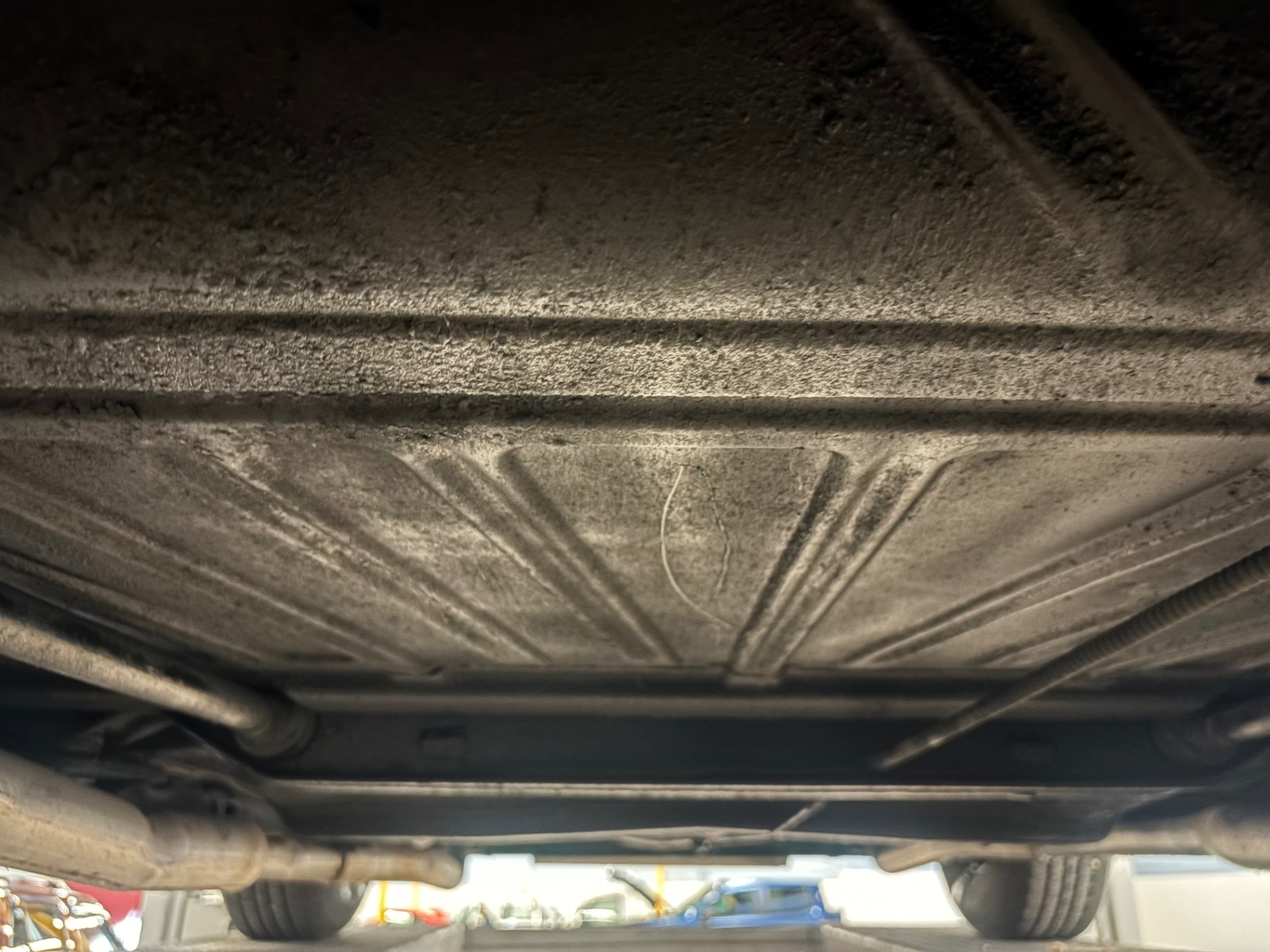 Vehicle photo 40
