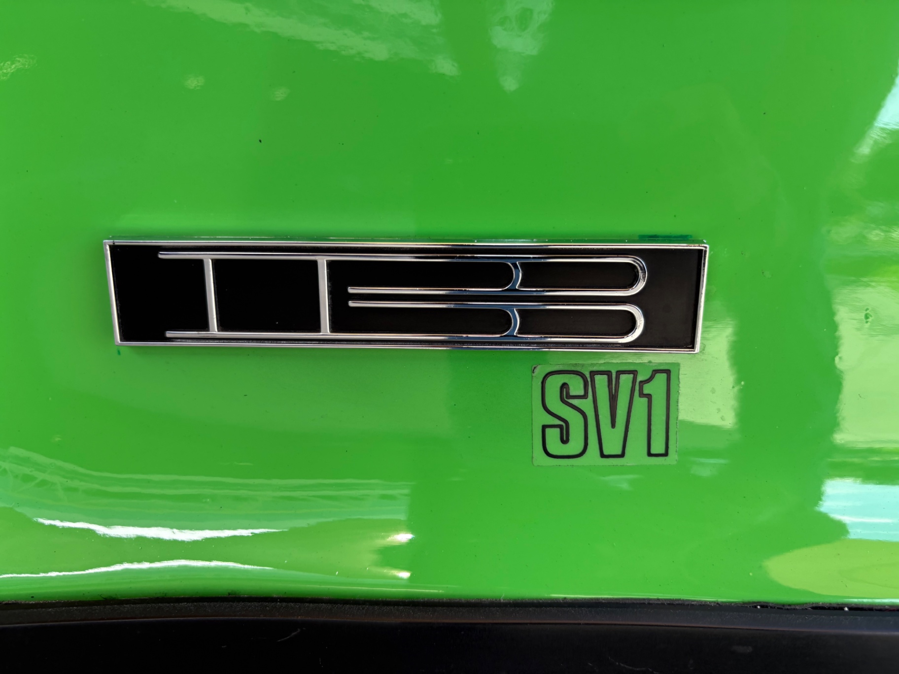Vehicle photo 22