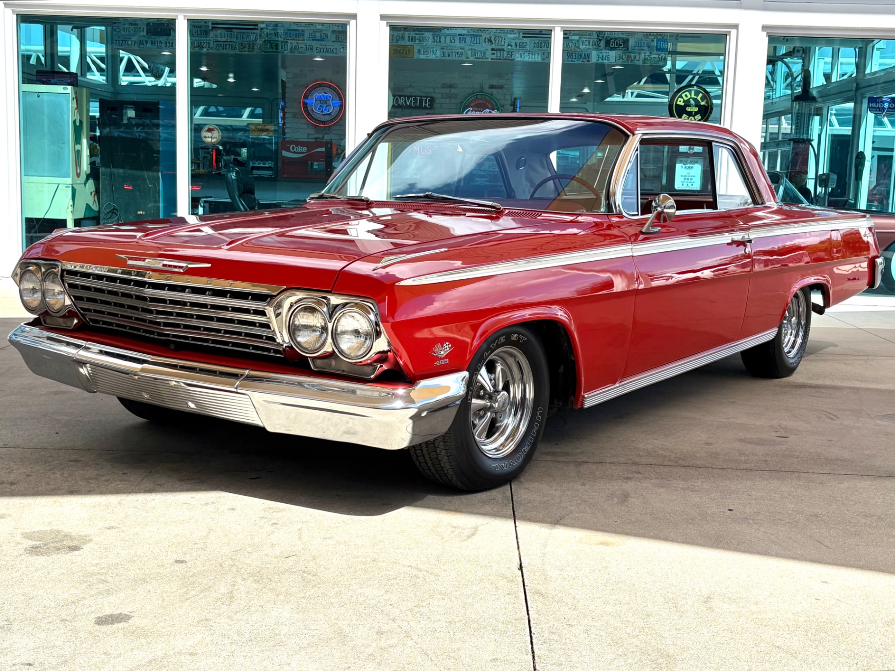 Vehicle photo 12