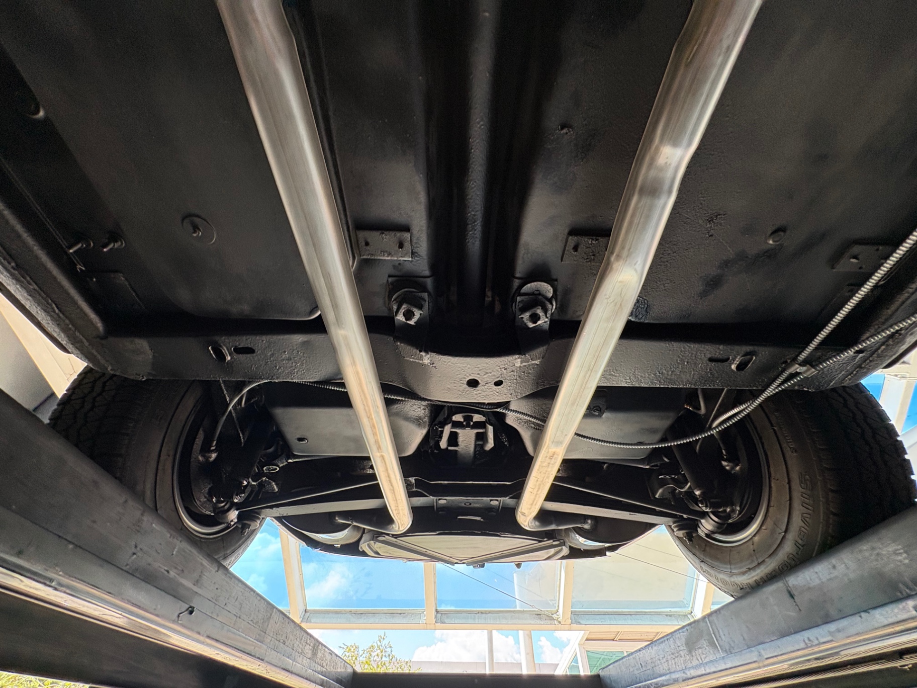 Vehicle photo 67