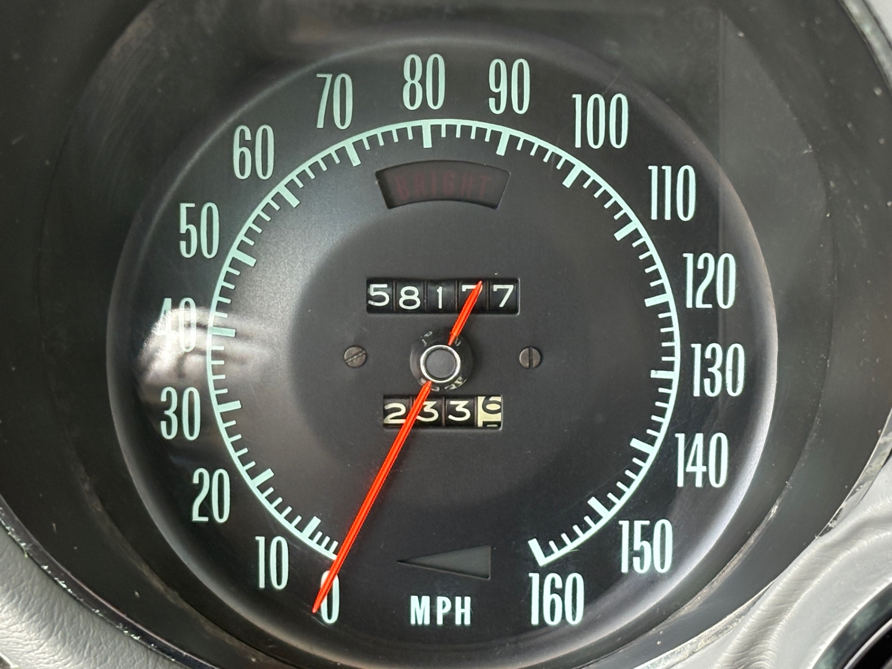 Vehicle photo 30