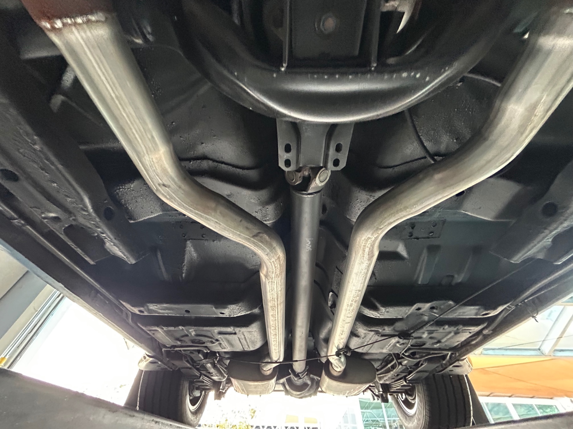 Vehicle photo 63