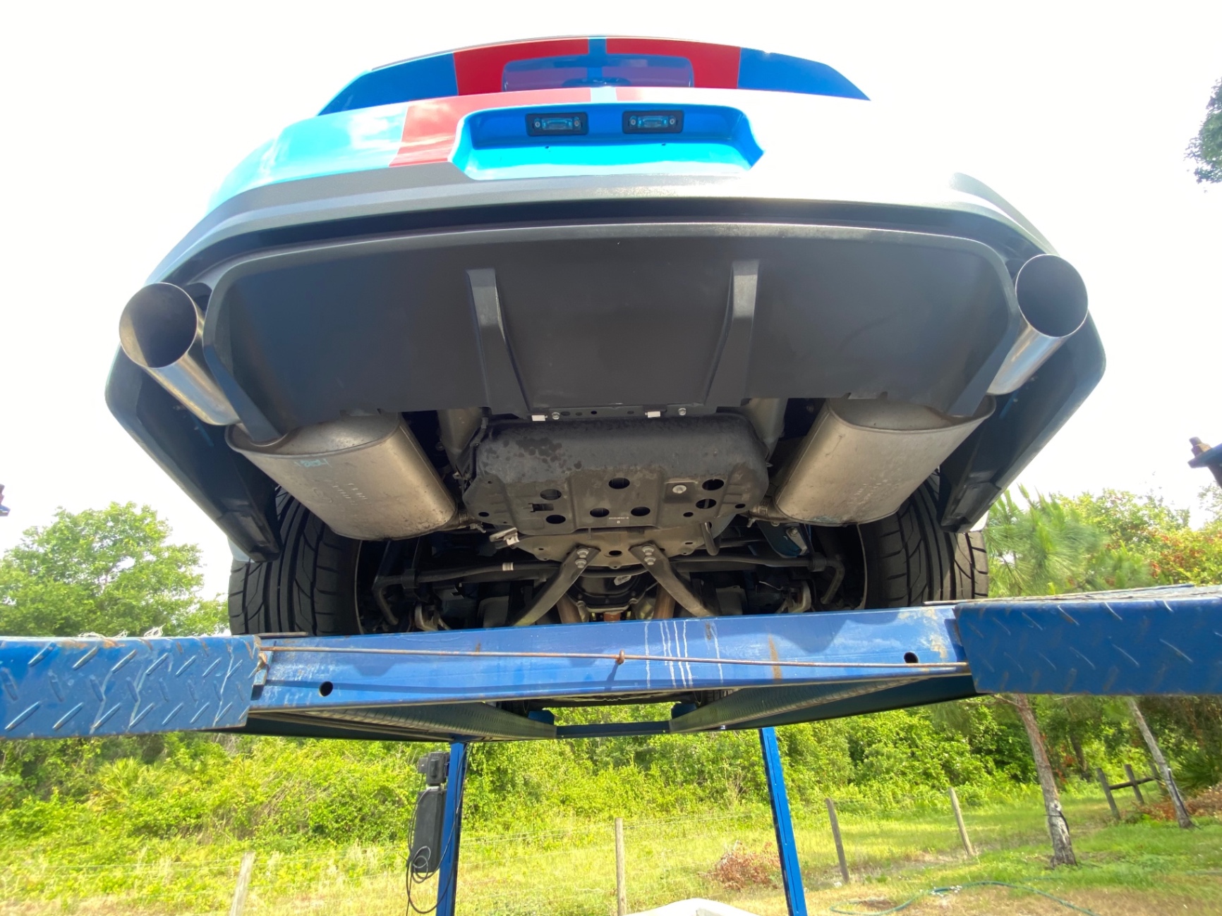 Vehicle photo 61