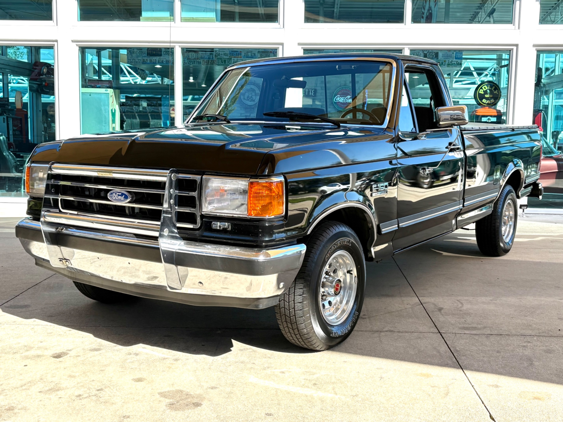 Vehicle photo 1