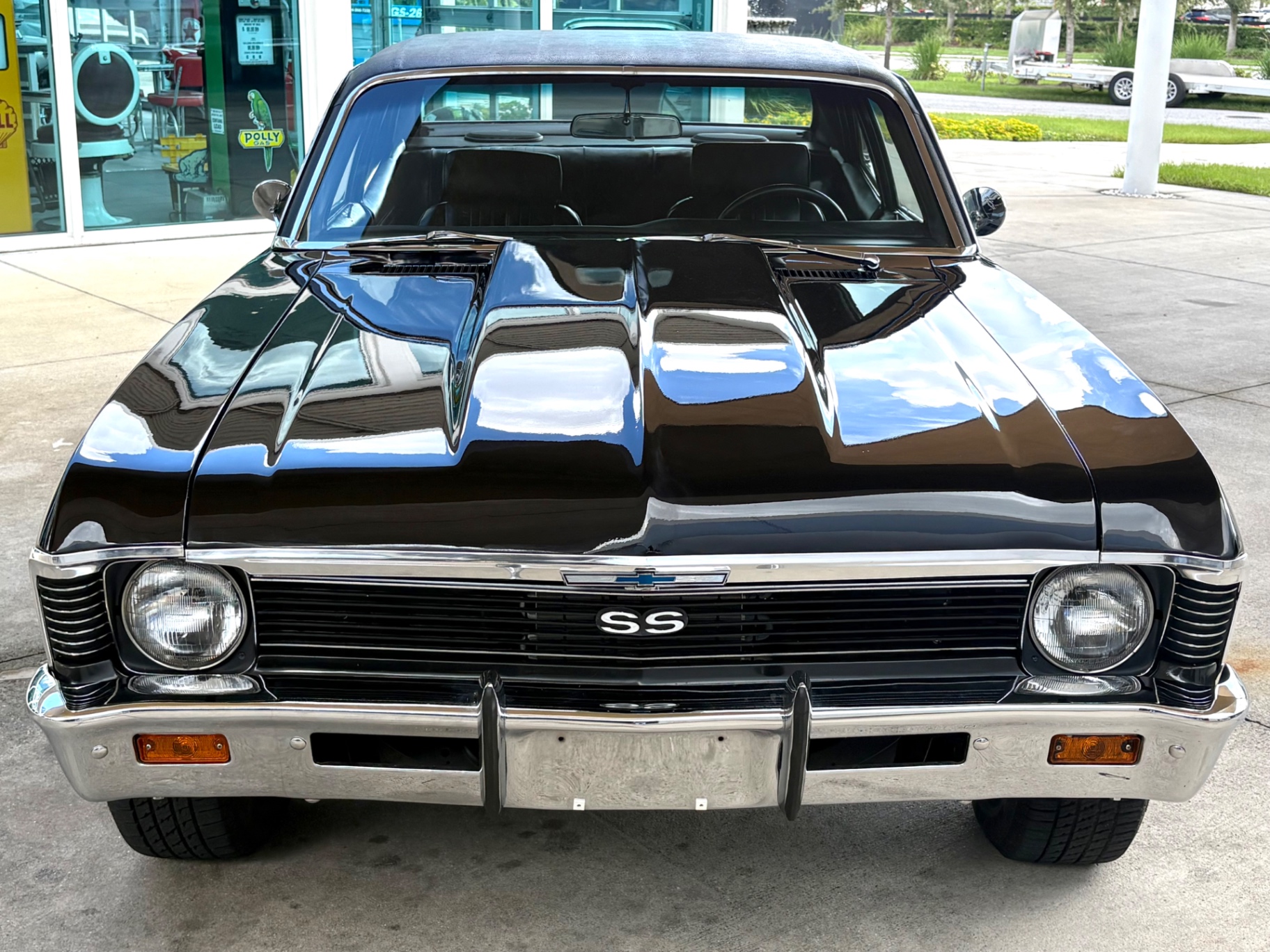 Vehicle photo 3