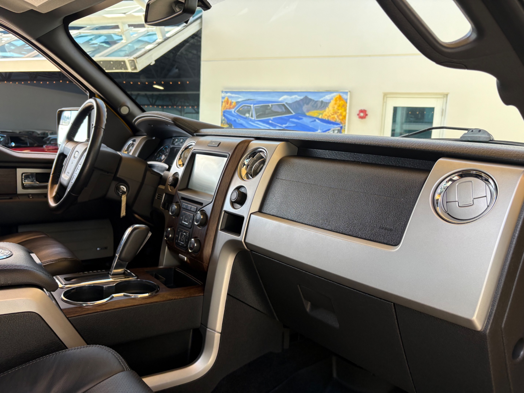 Vehicle photo 42