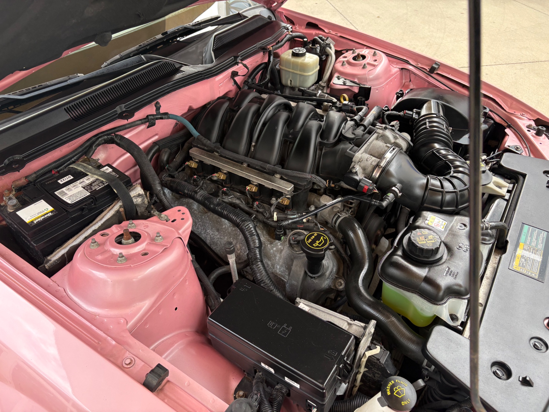 Vehicle photo 33