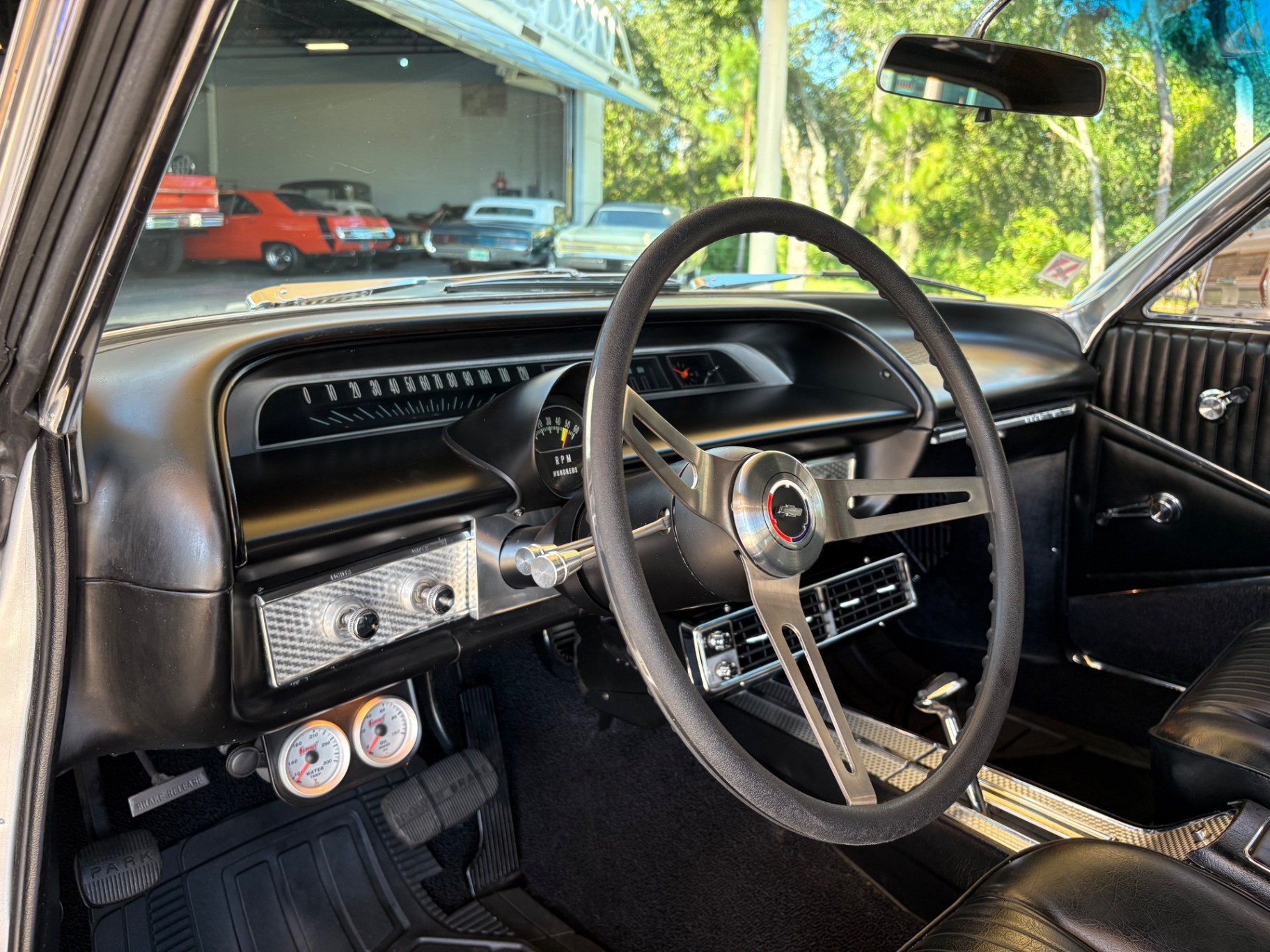 Vehicle photo 39