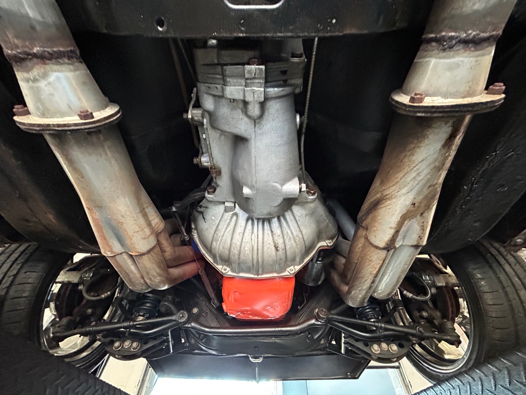 Vehicle photo 52