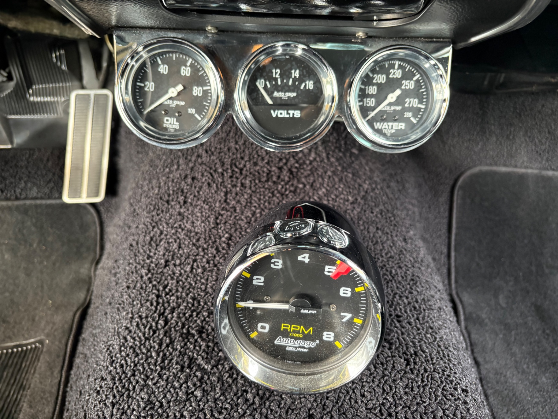 Vehicle photo 44