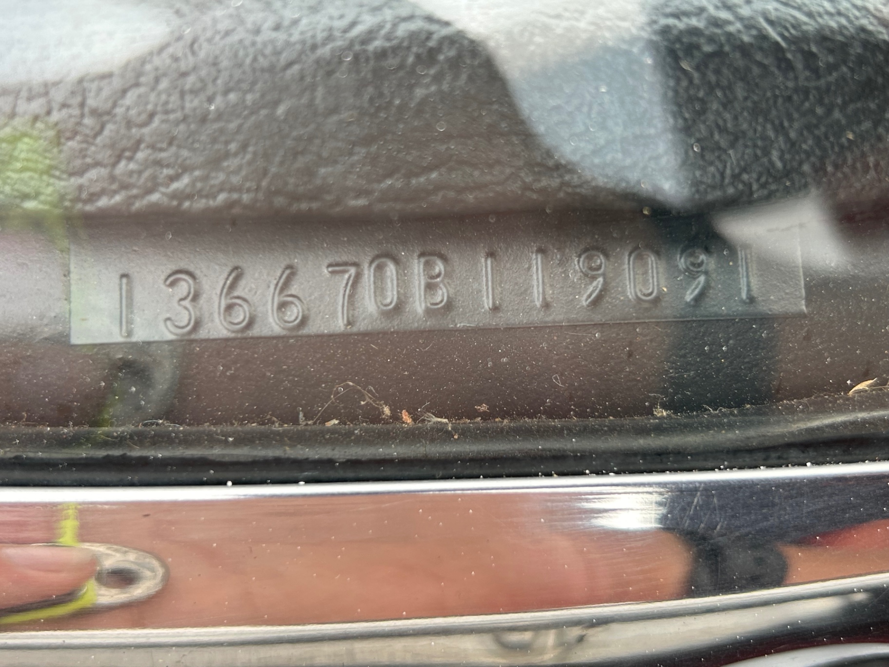 Vehicle photo 19