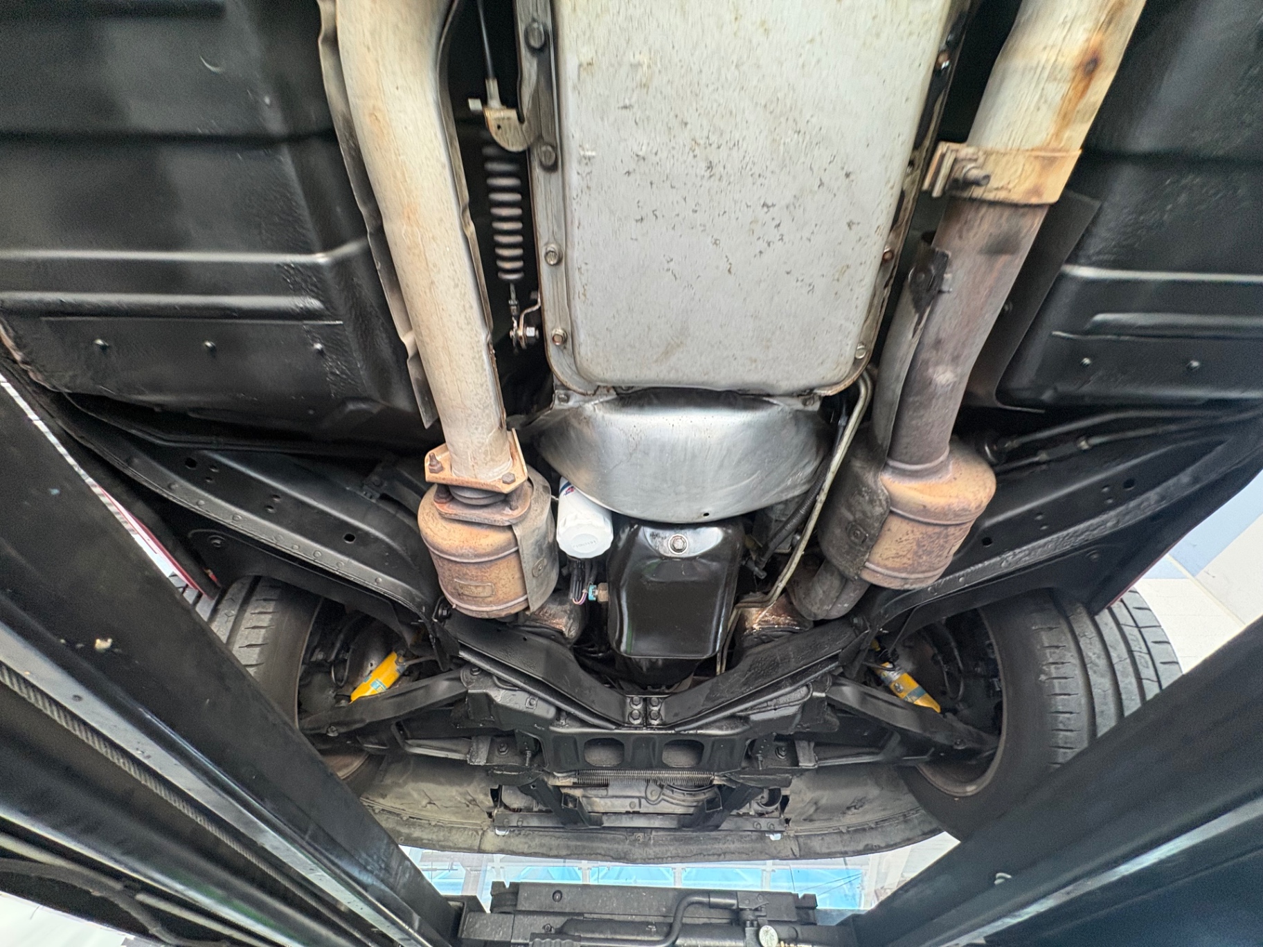 Vehicle photo 47