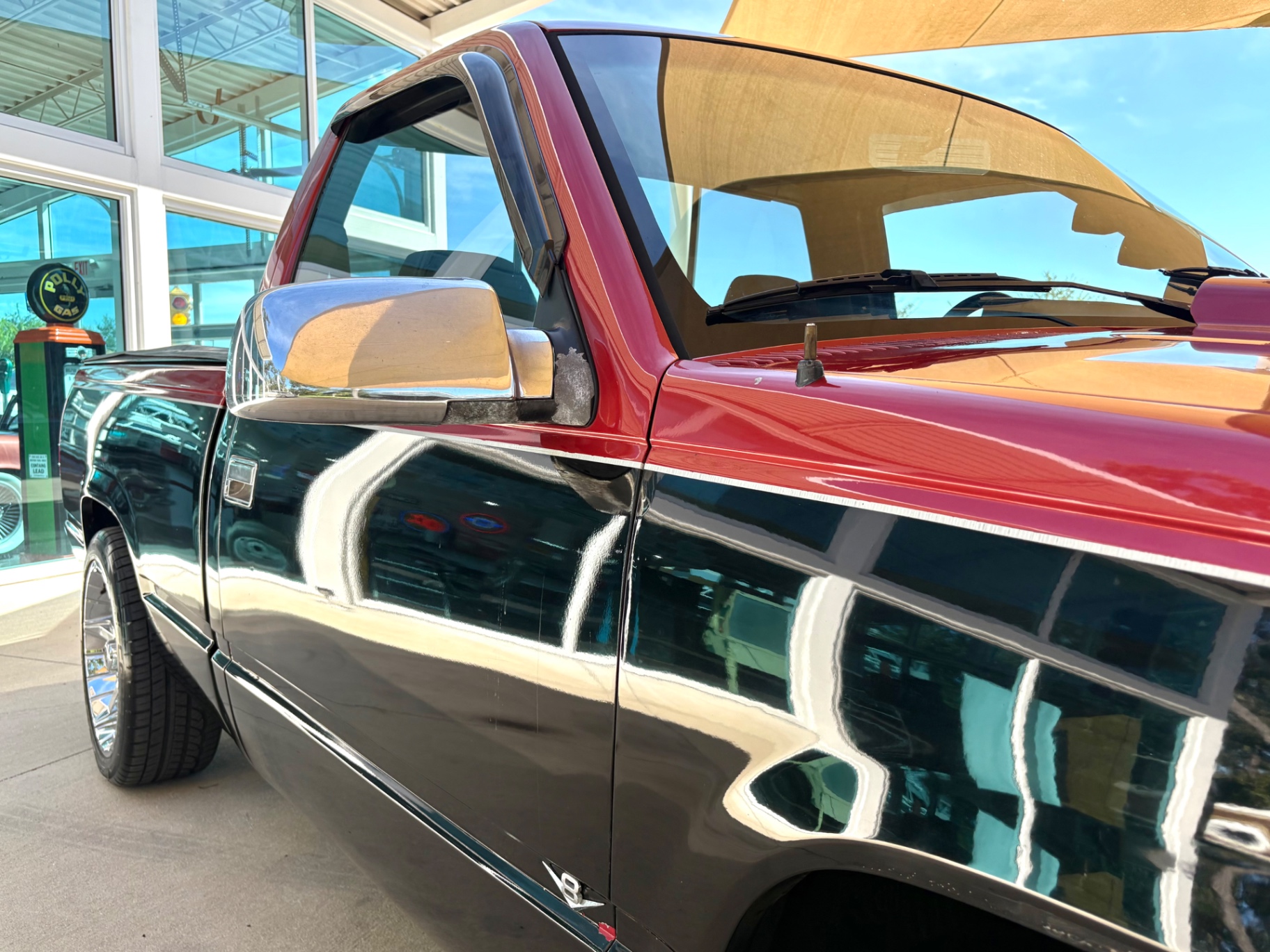 Vehicle photo 16