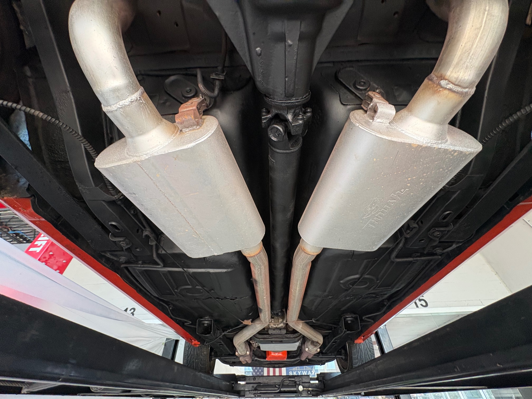 Vehicle photo 48