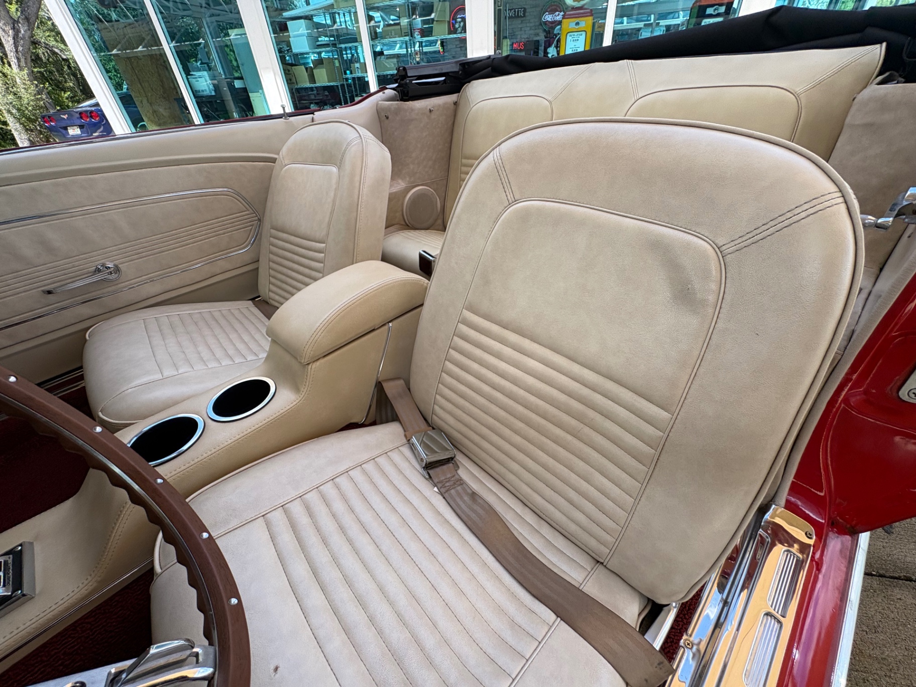Vehicle photo 39