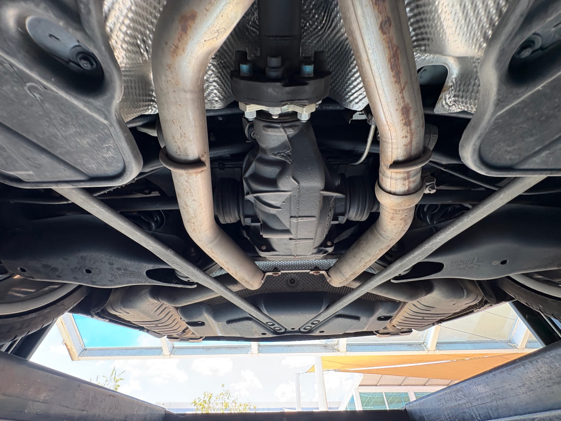 Vehicle photo 57