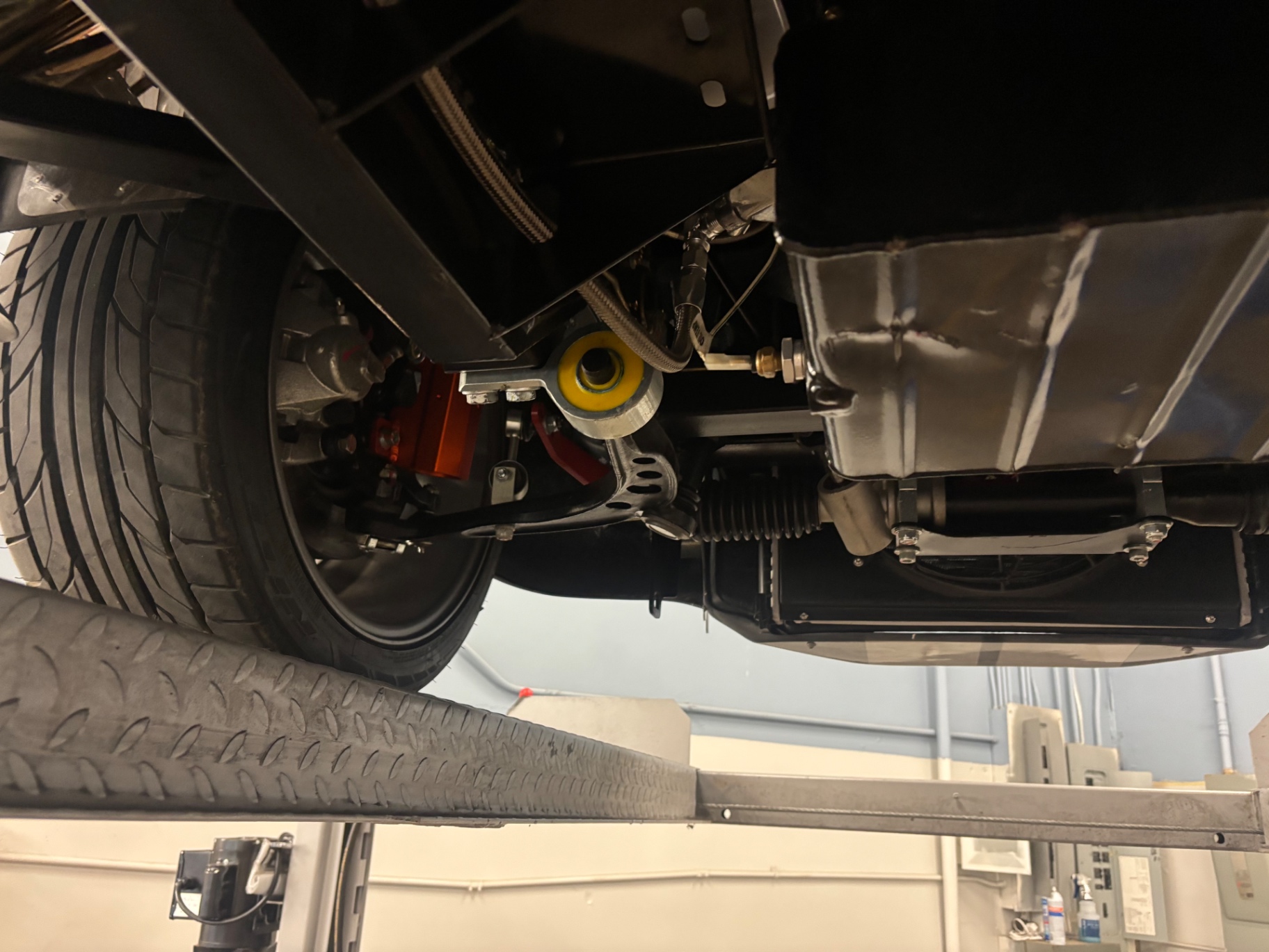 Vehicle photo 47