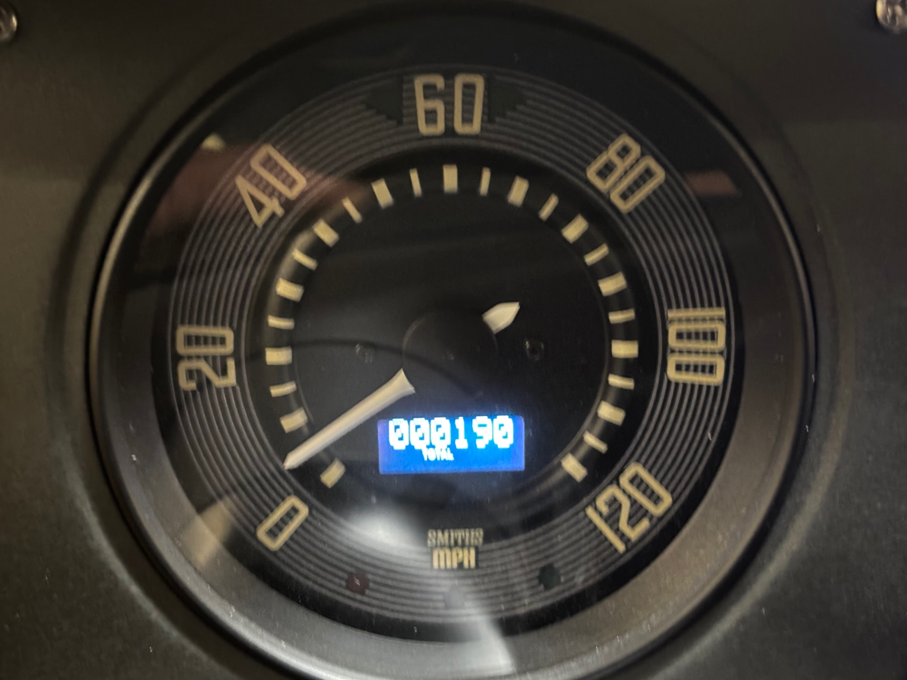 Vehicle photo 16