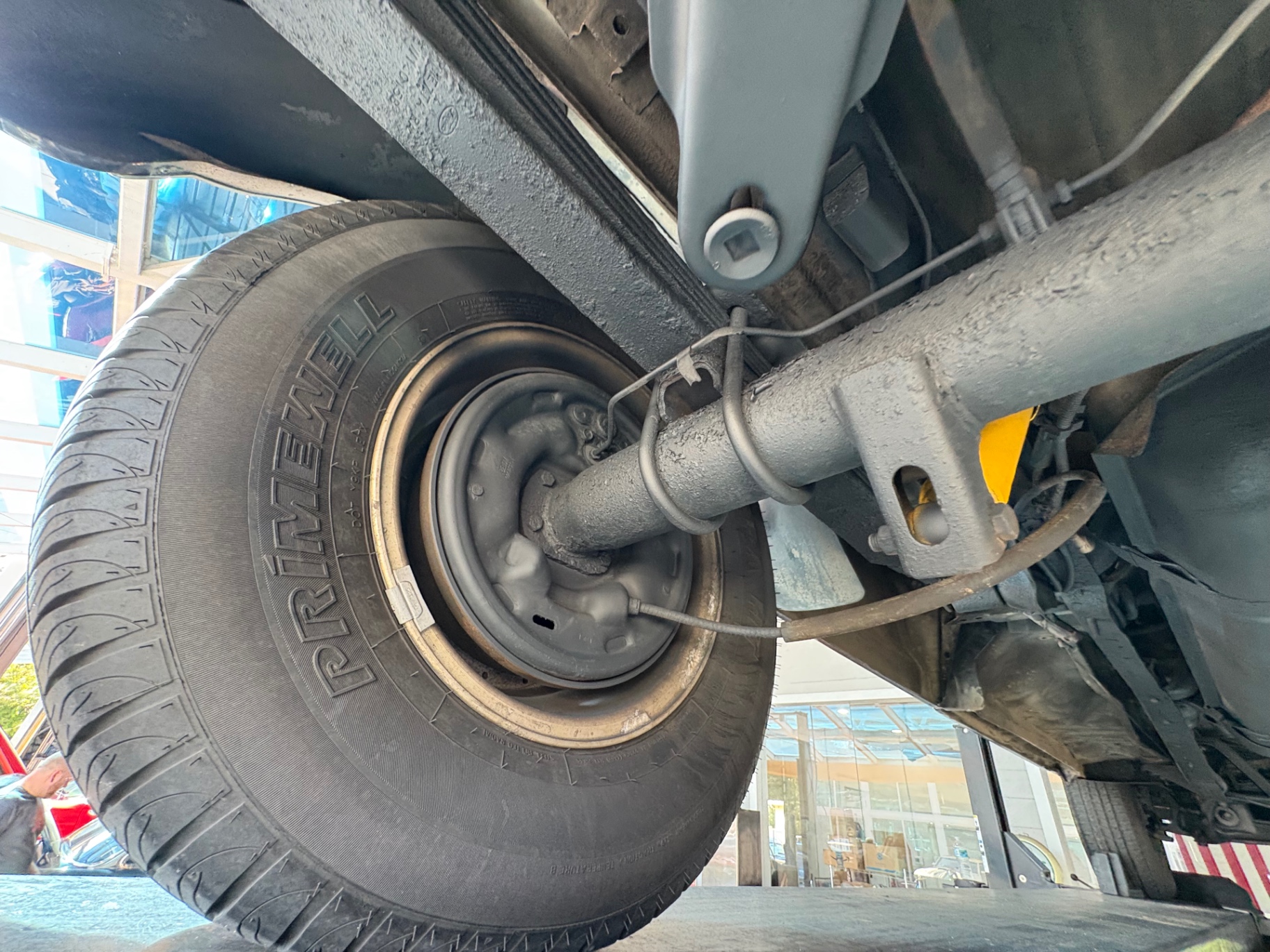 Vehicle photo 42