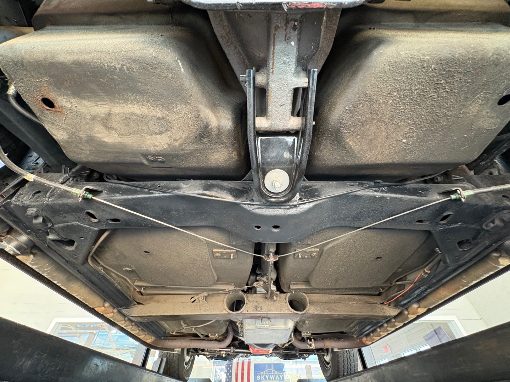Vehicle photo 53