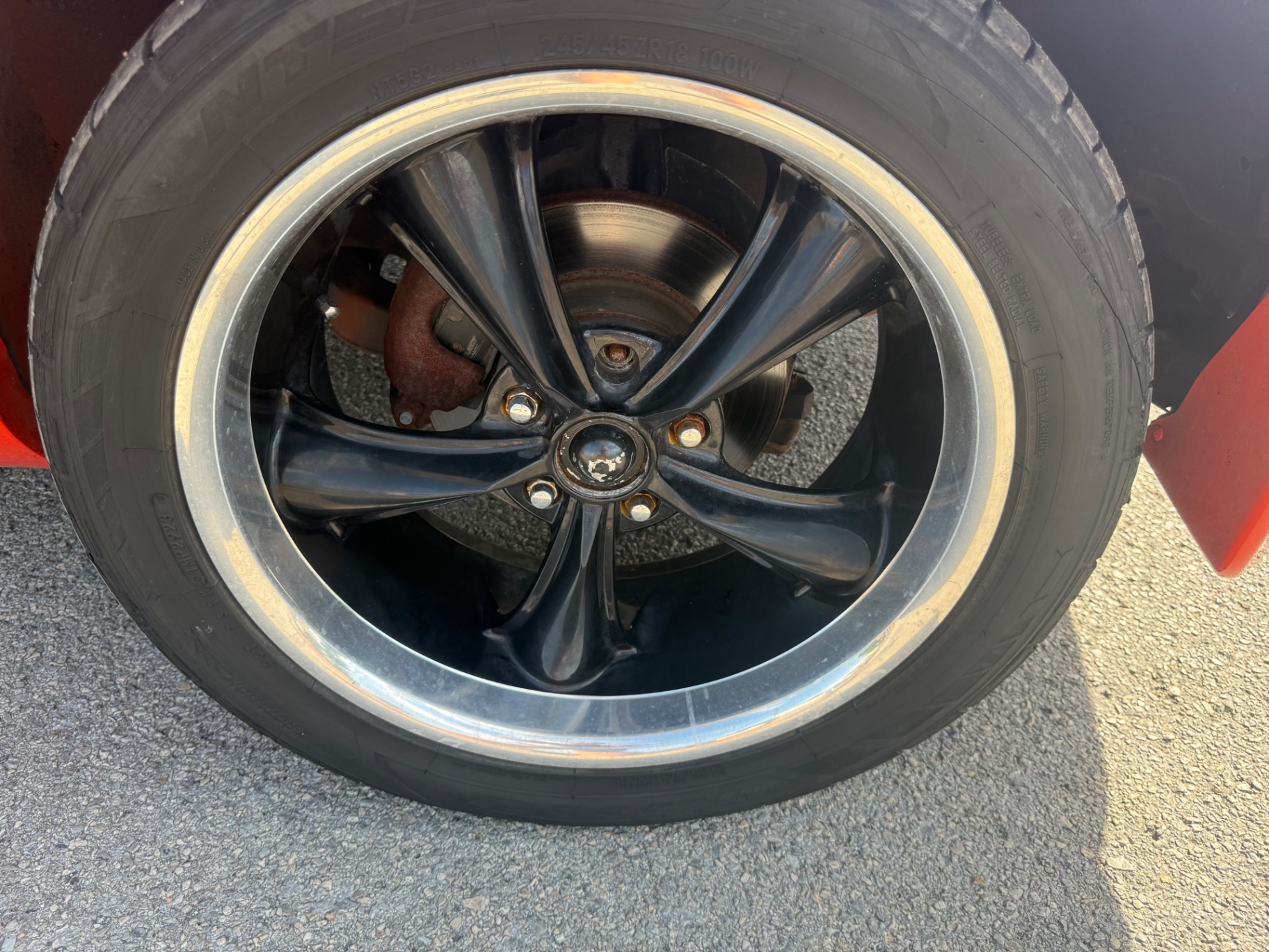 Vehicle photo 11