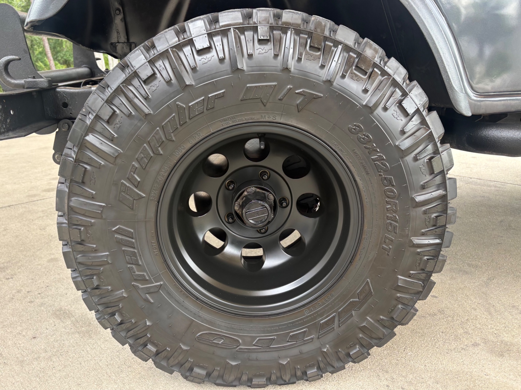 Vehicle photo 21