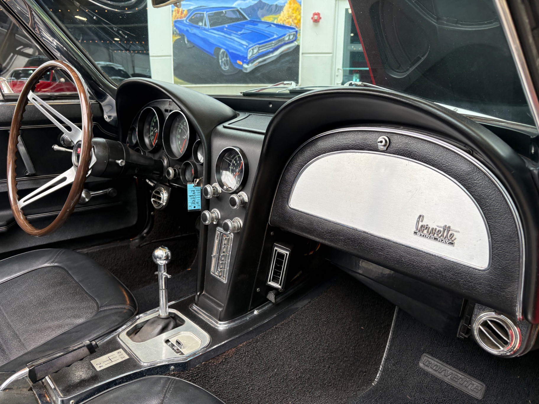 Vehicle photo 46