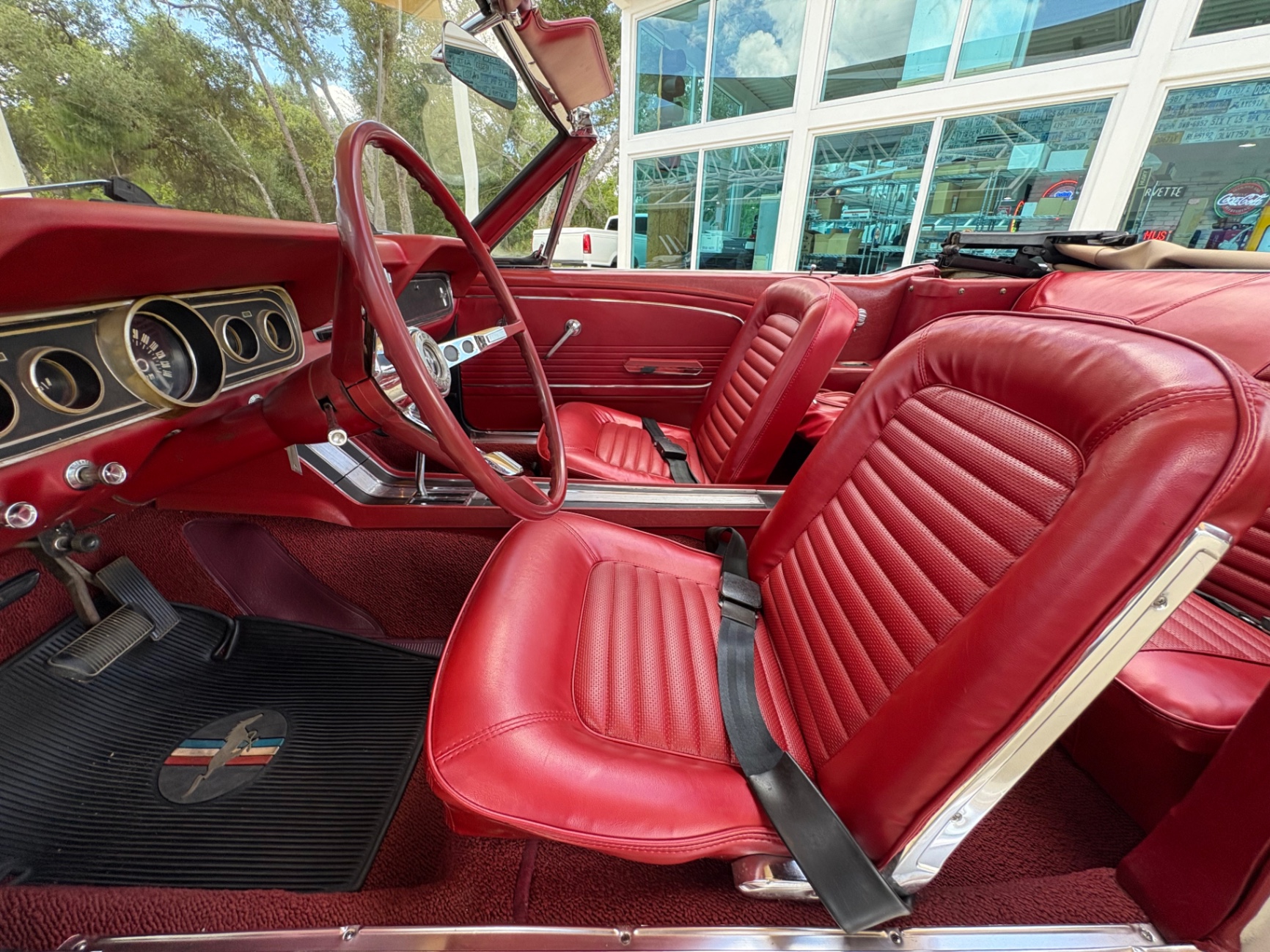 Vehicle photo 39