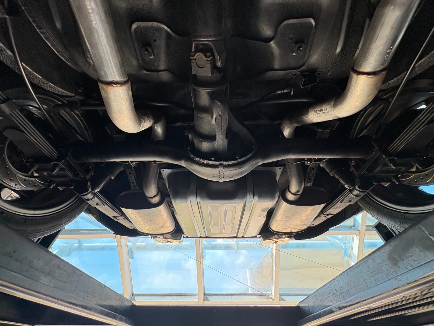 Vehicle photo 62