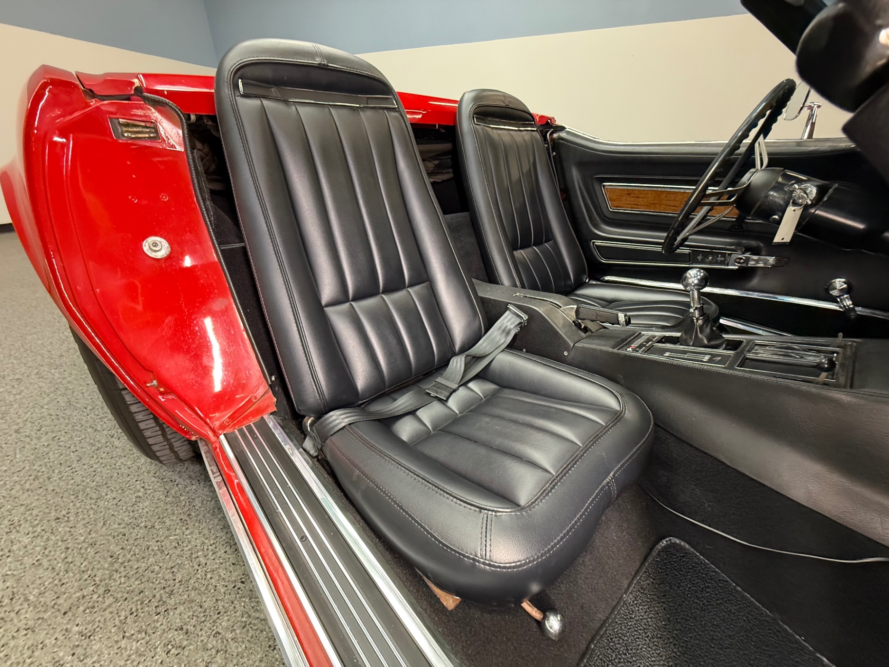 Vehicle photo 51