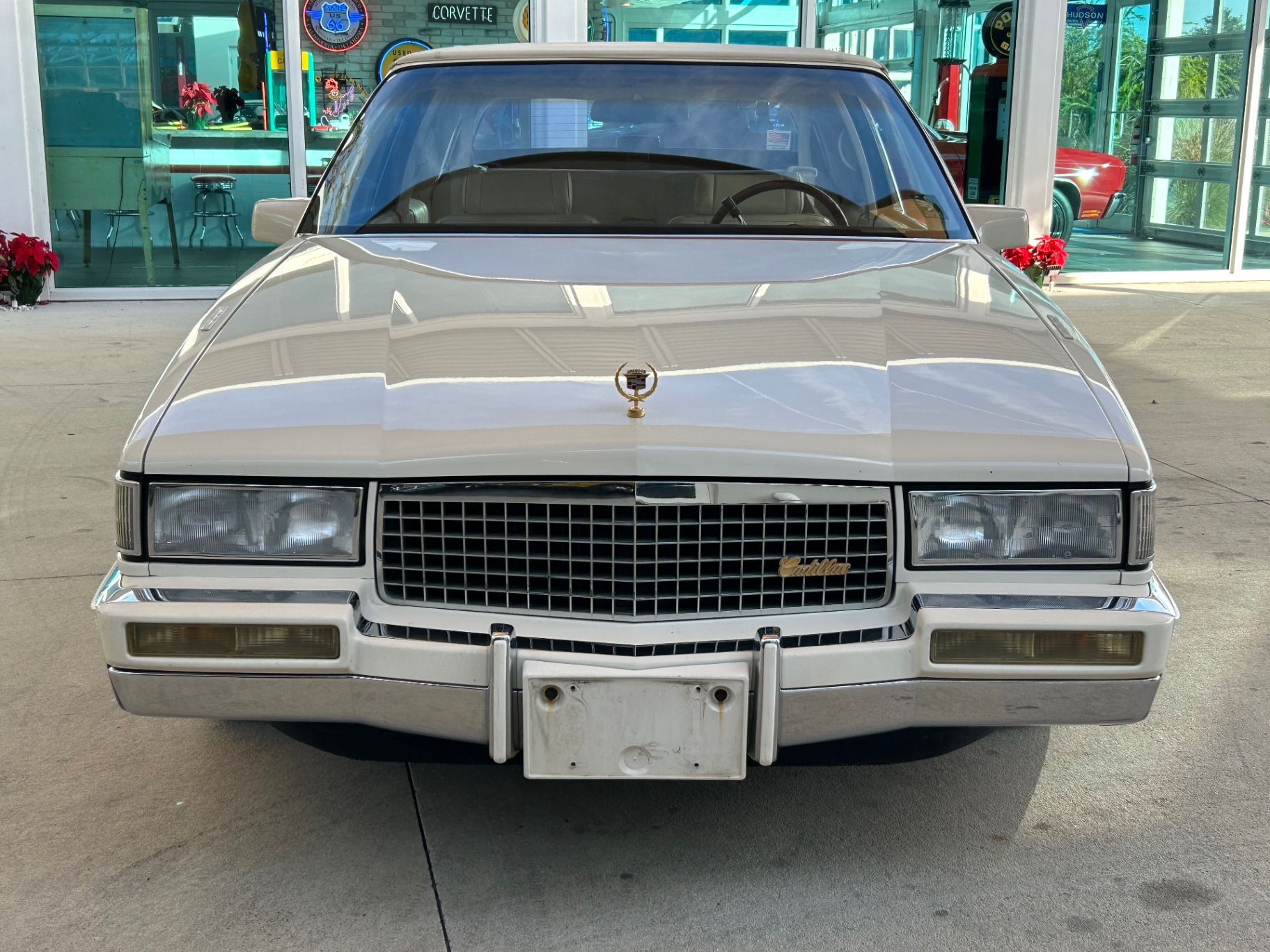 Vehicle photo 2
