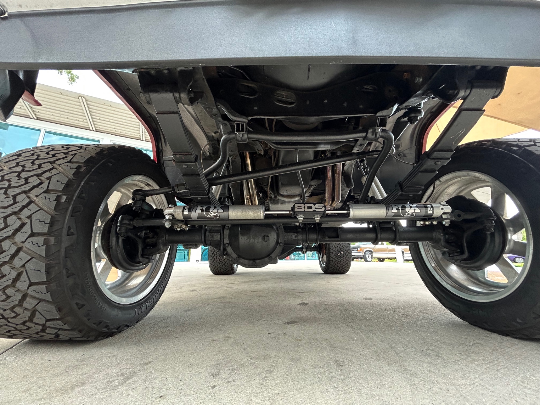 Vehicle photo 50