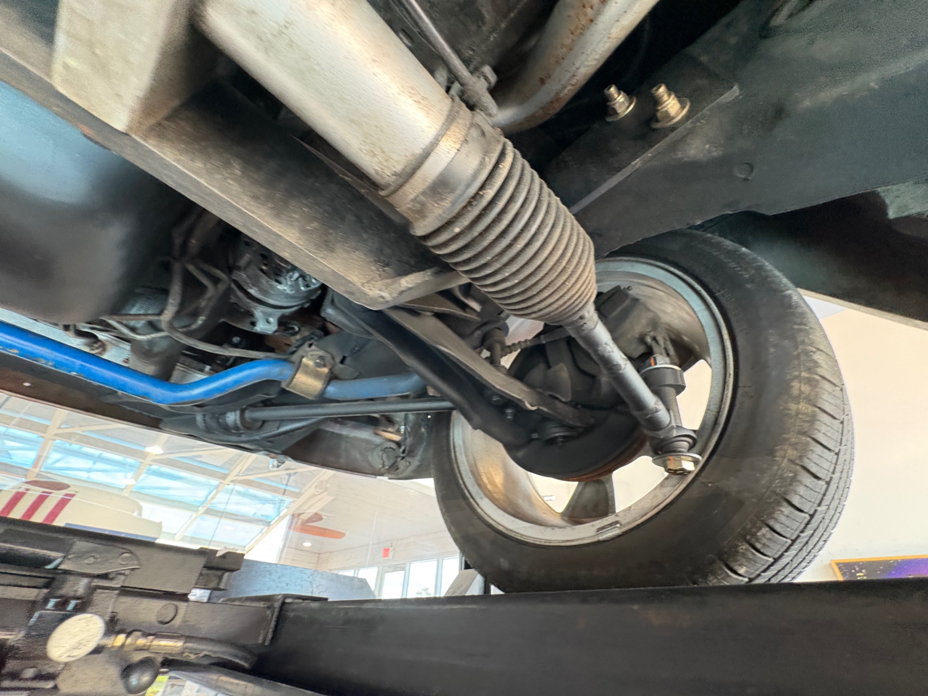Vehicle photo 51