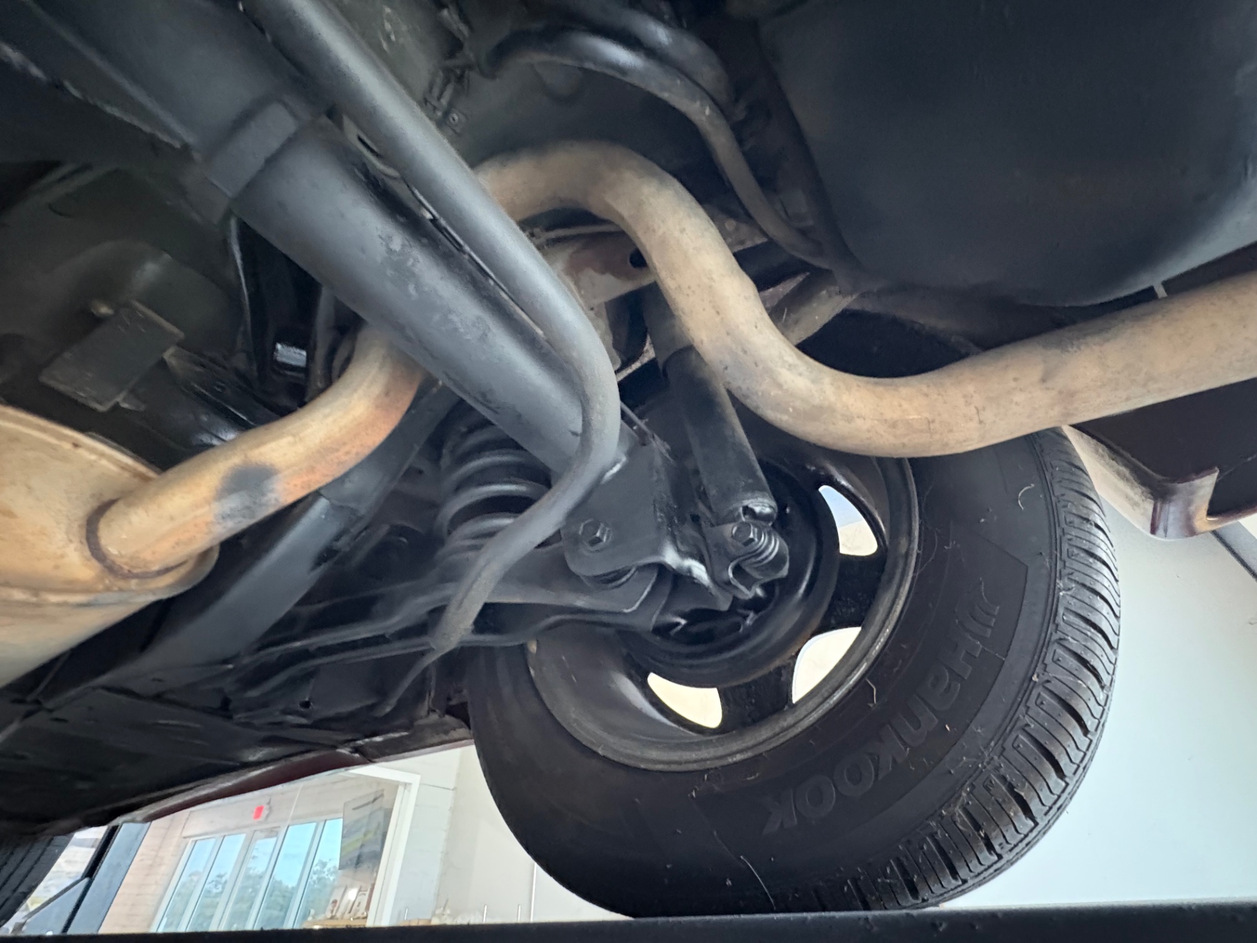 Vehicle photo 47