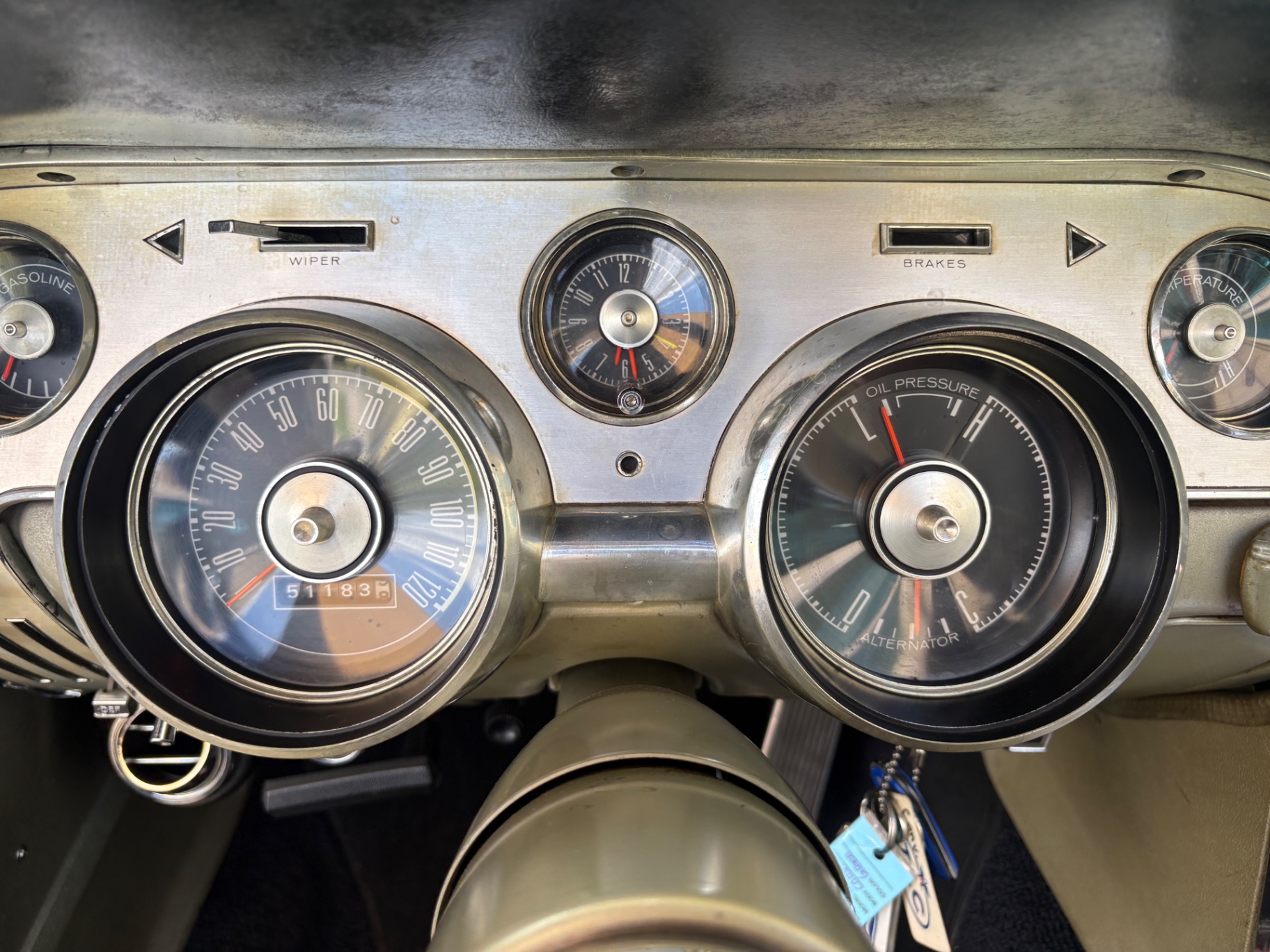 Vehicle photo 43