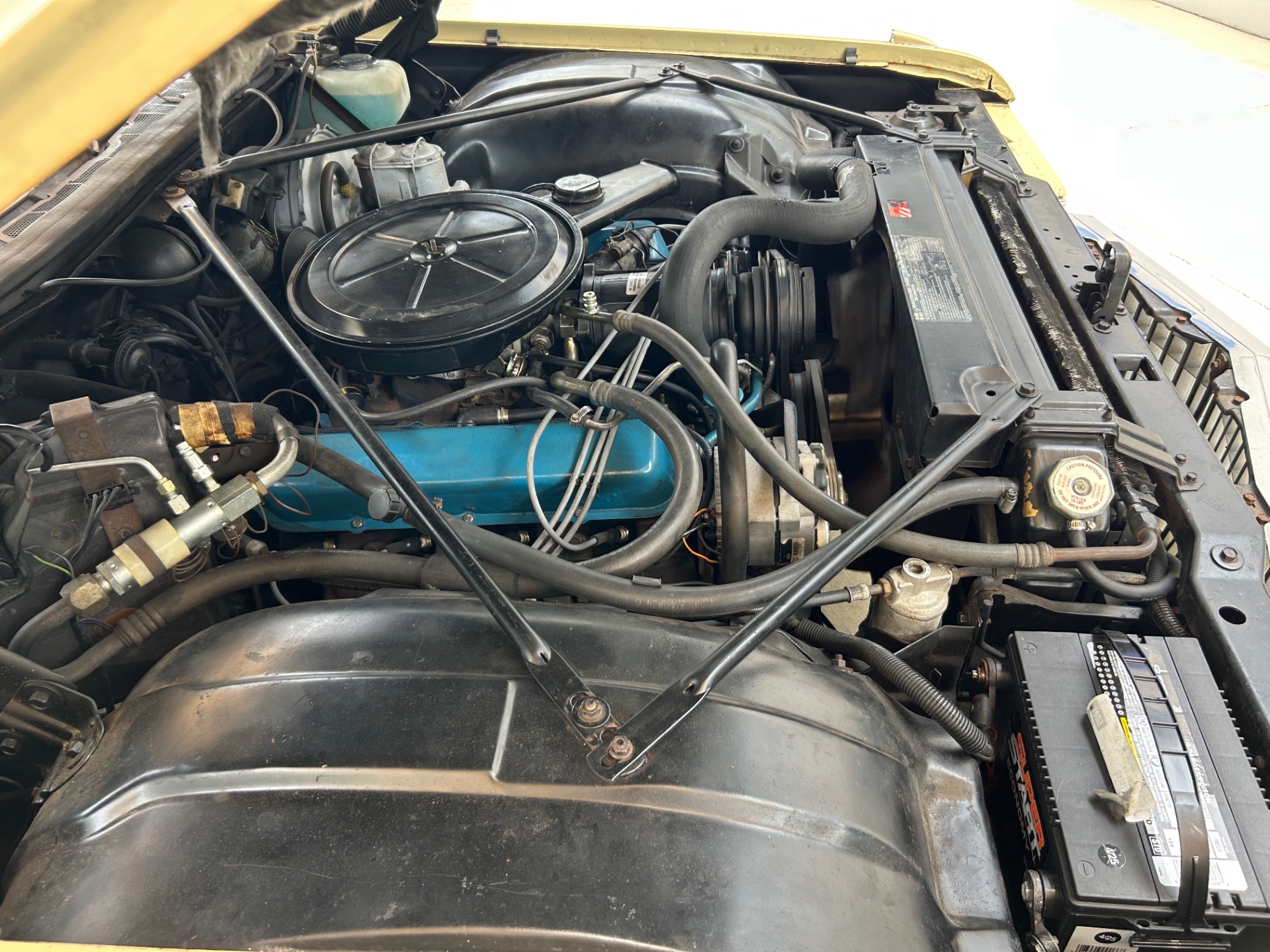 Vehicle photo 25