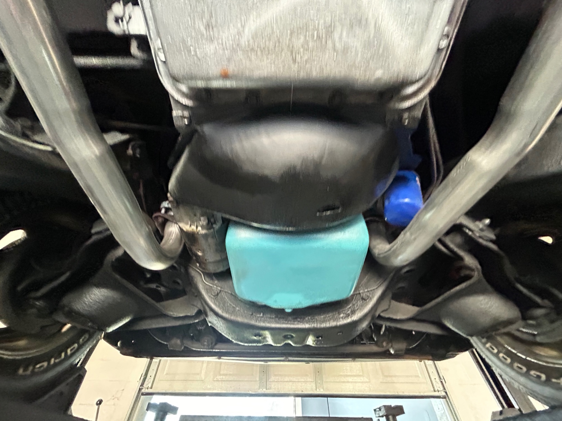 Vehicle photo 33