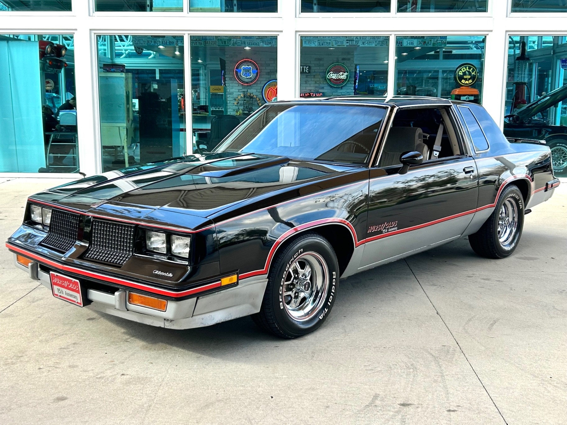 Vehicle photo 1