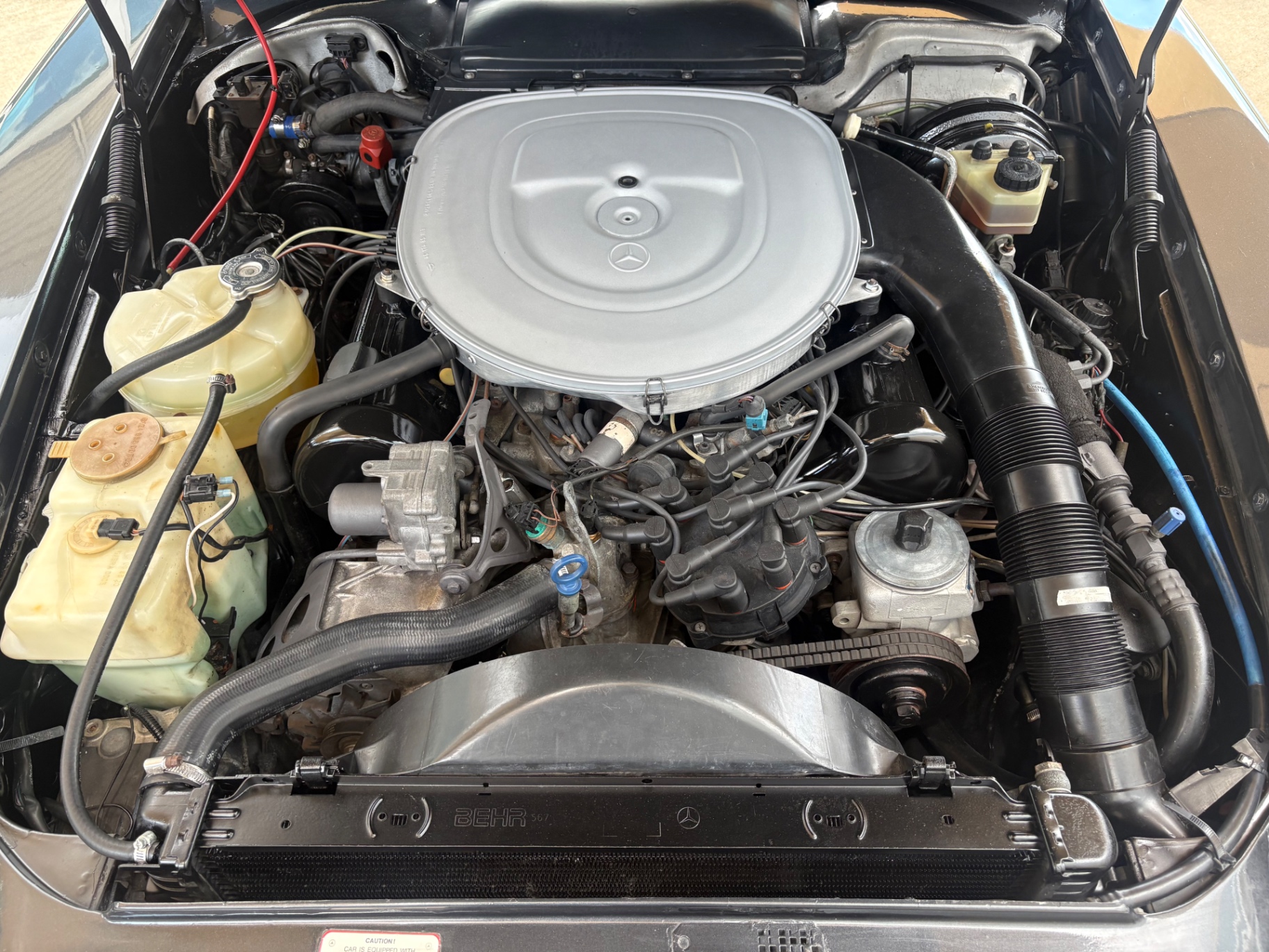 Vehicle photo 27