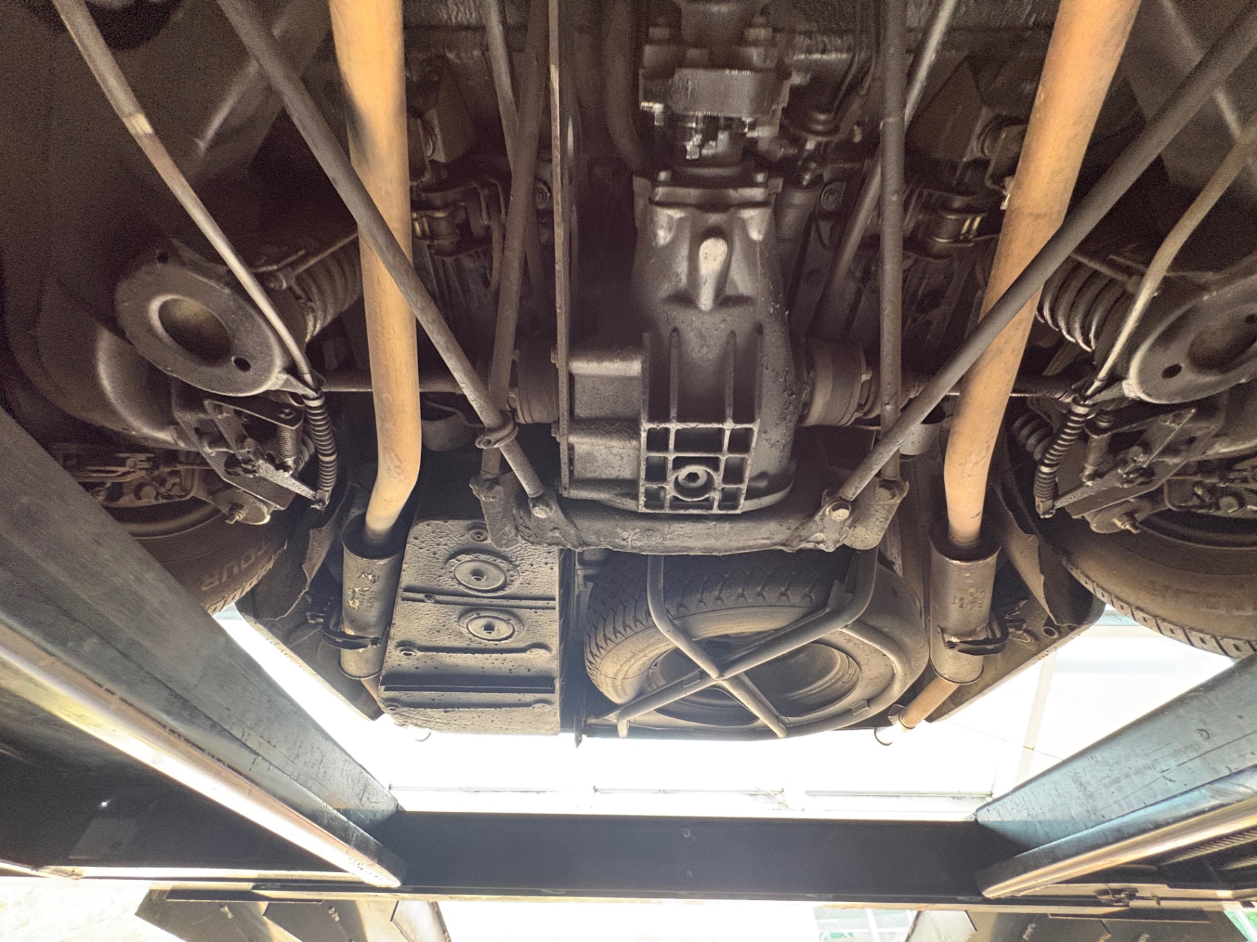 Vehicle photo 64