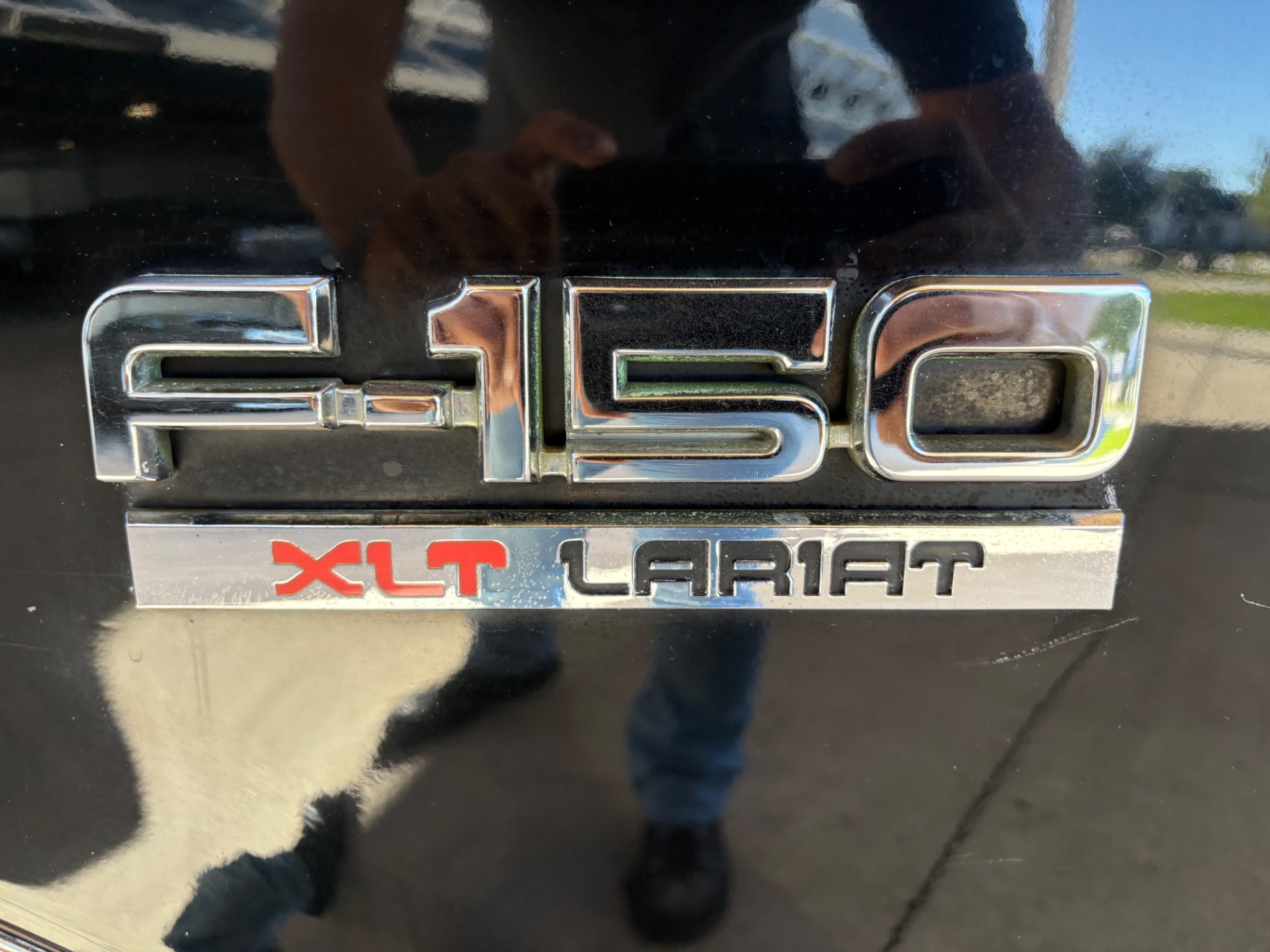 Vehicle photo 22