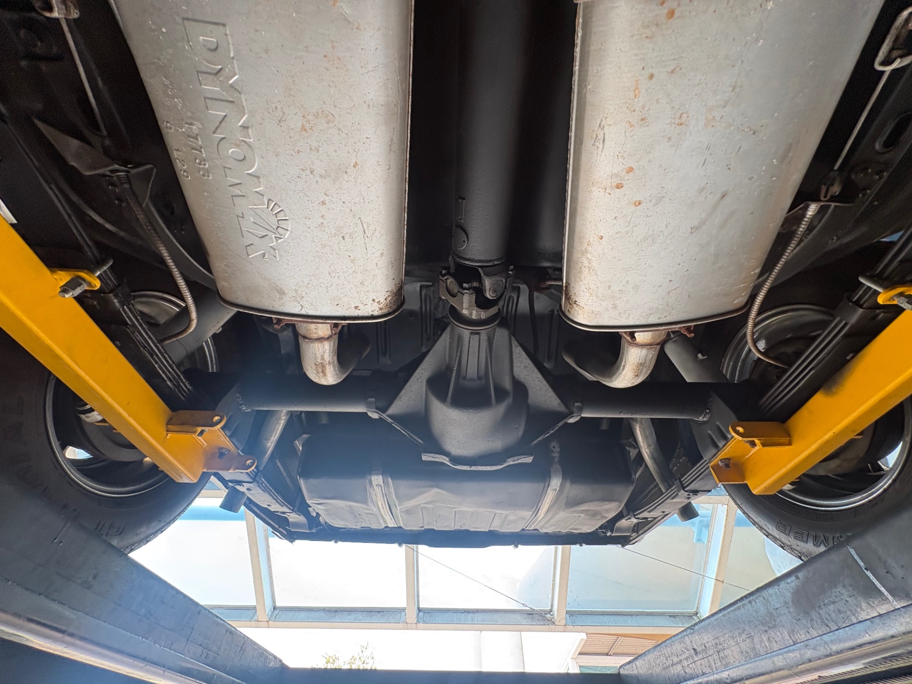 Vehicle photo 60
