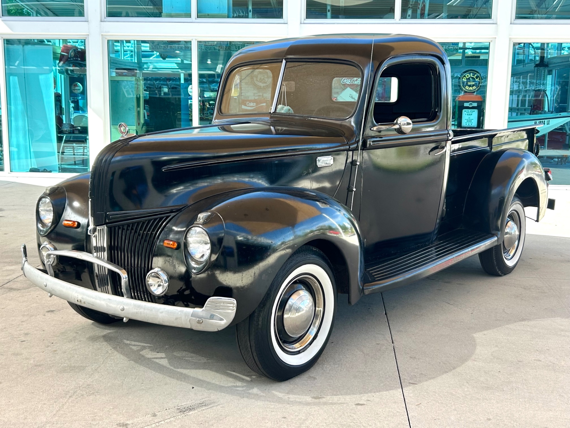 Vehicle photo 1