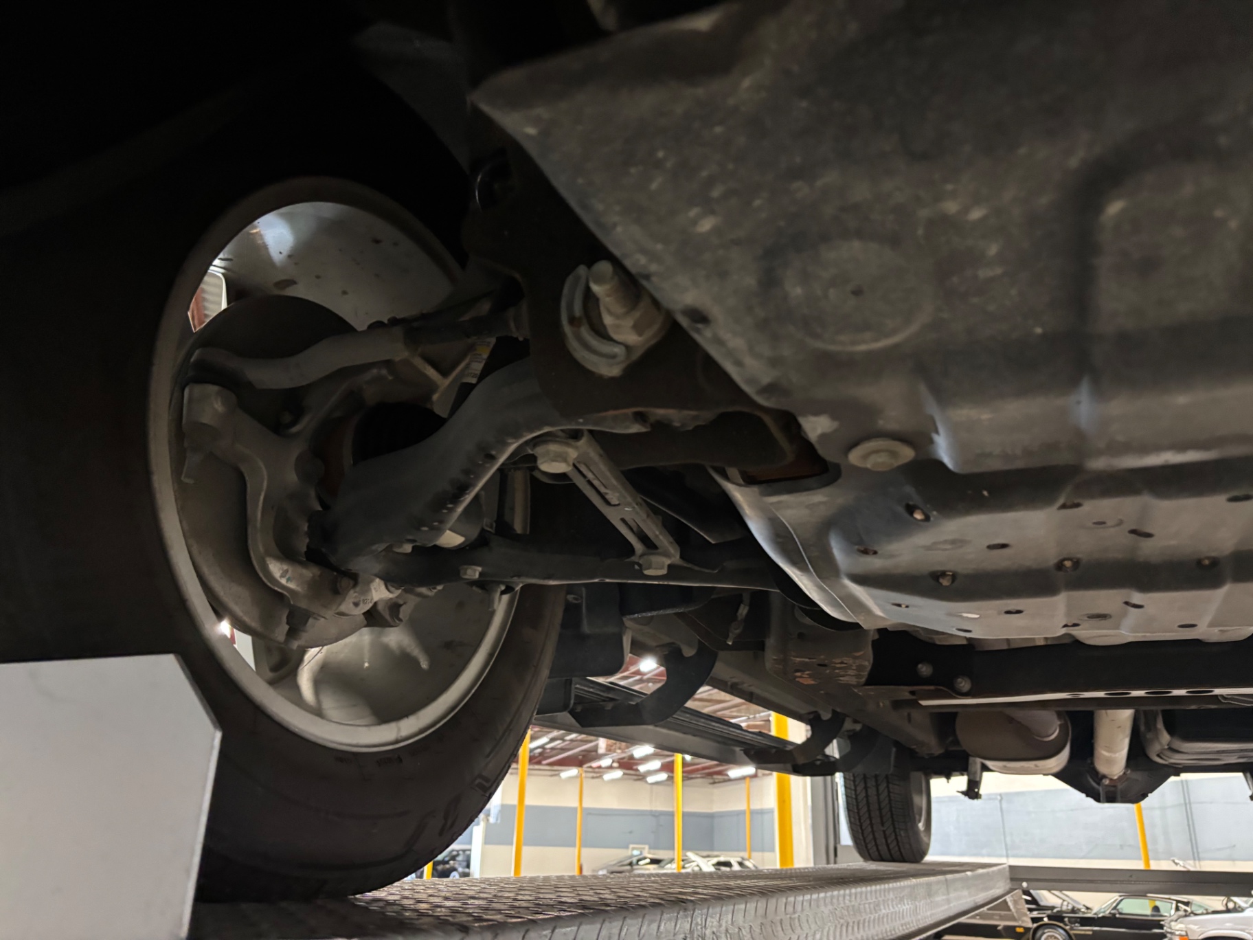 Vehicle photo 38