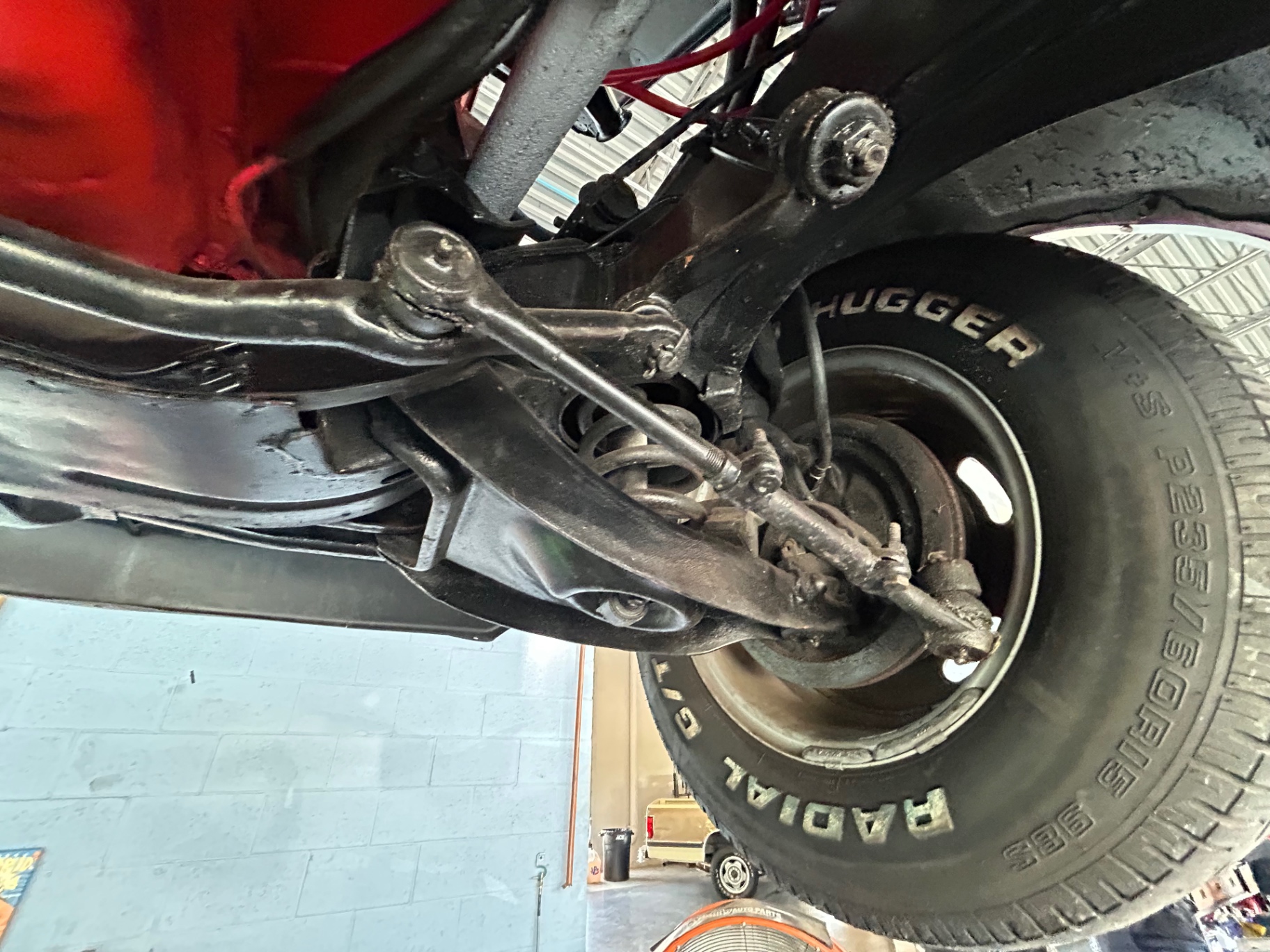 Vehicle photo 52