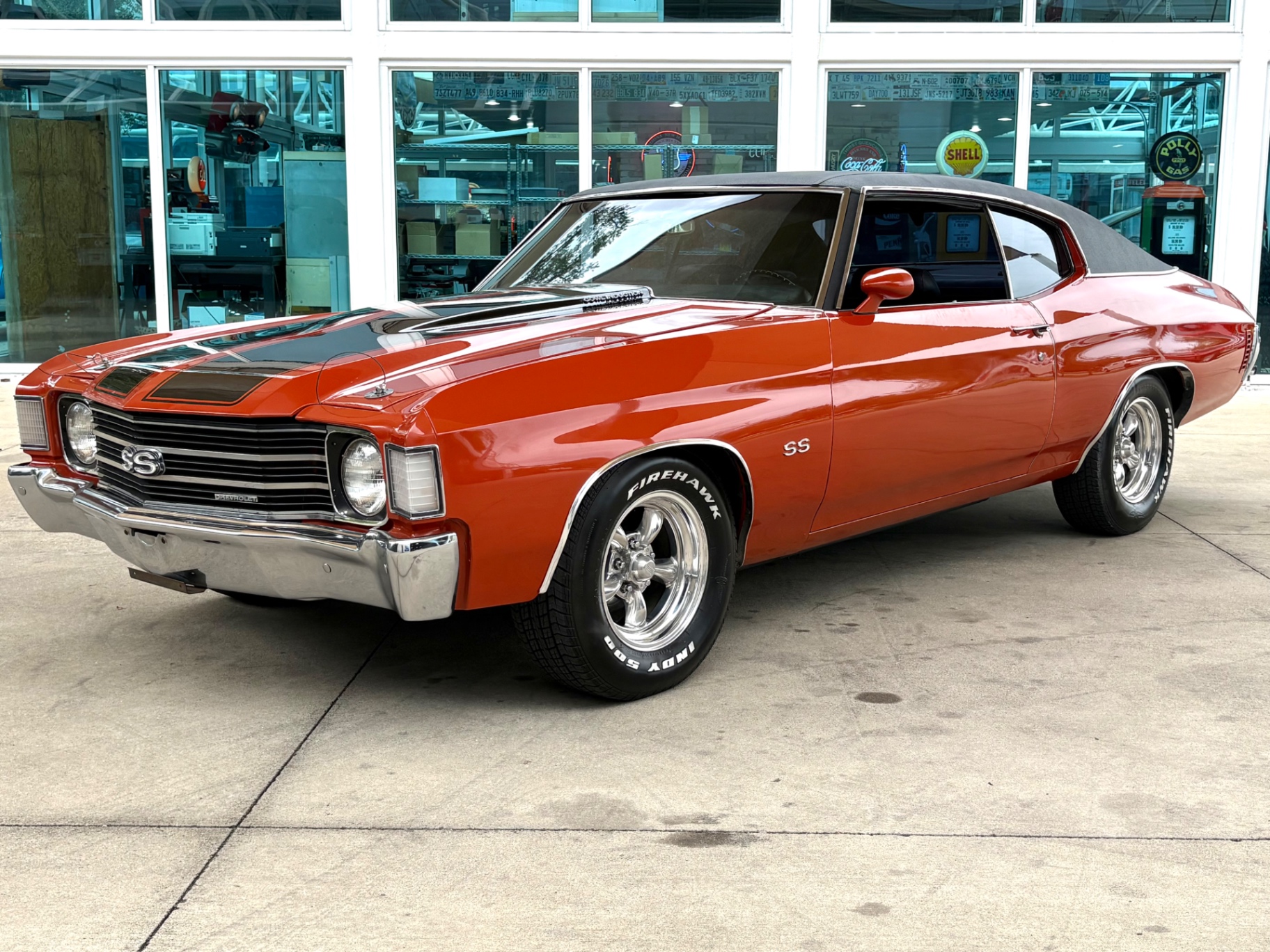 Vehicle photo 10
